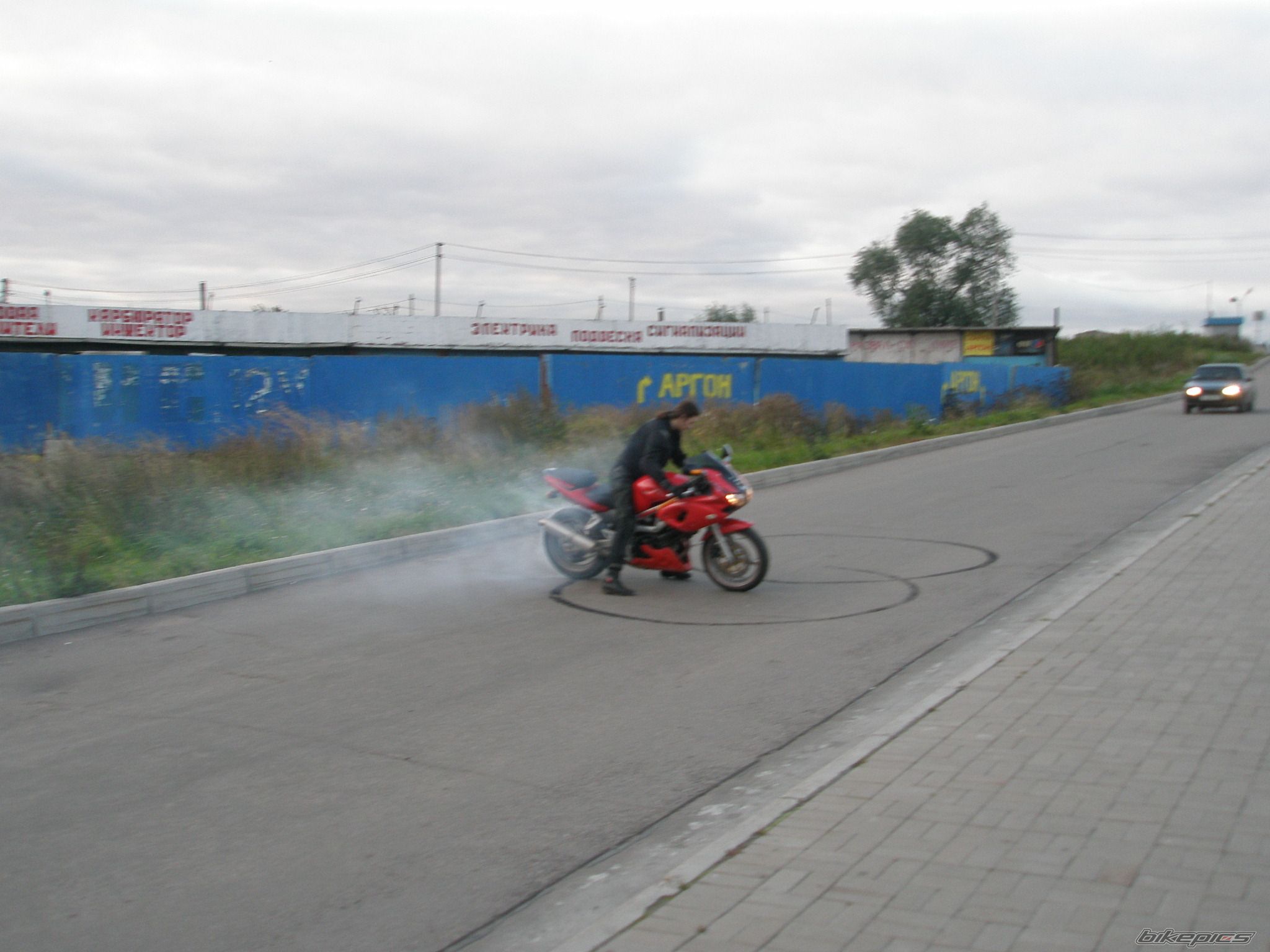 Bike Photo 1637735