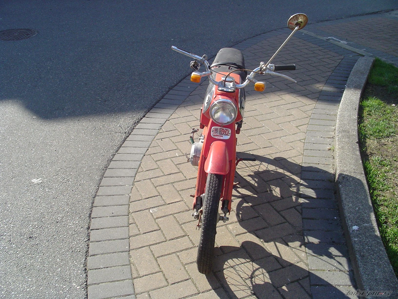 Photo 1637832