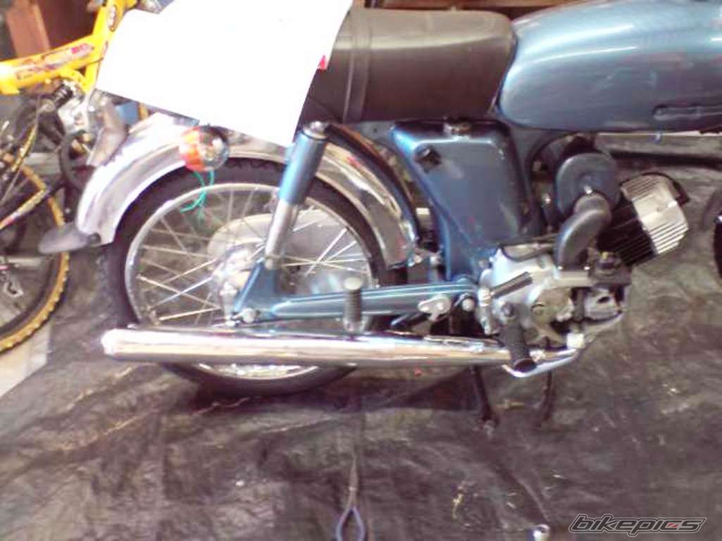 Photo 1637896