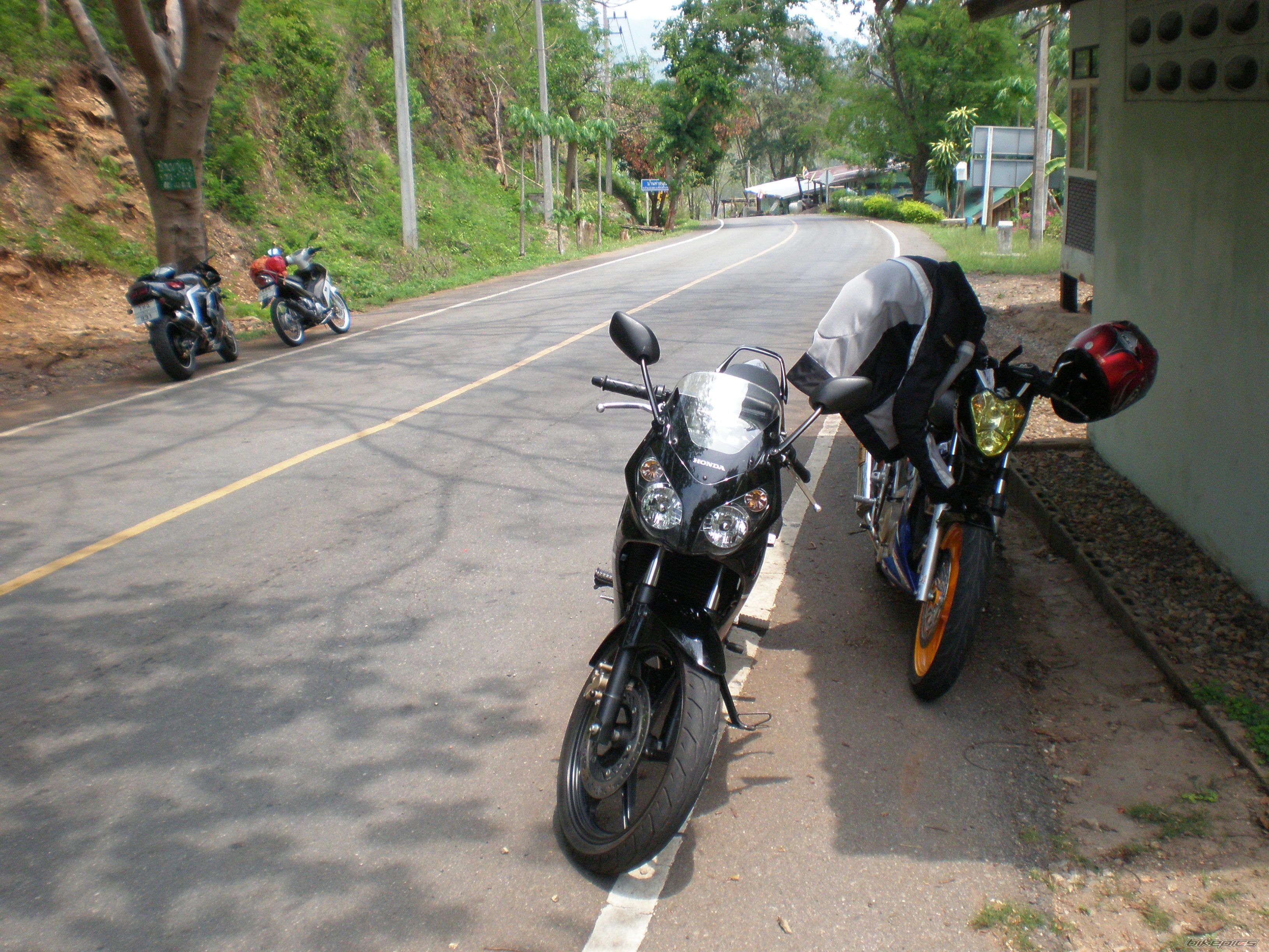 Photo 1637952