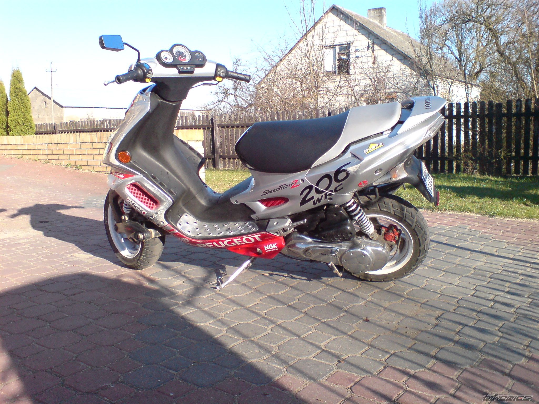 Photo 1637975