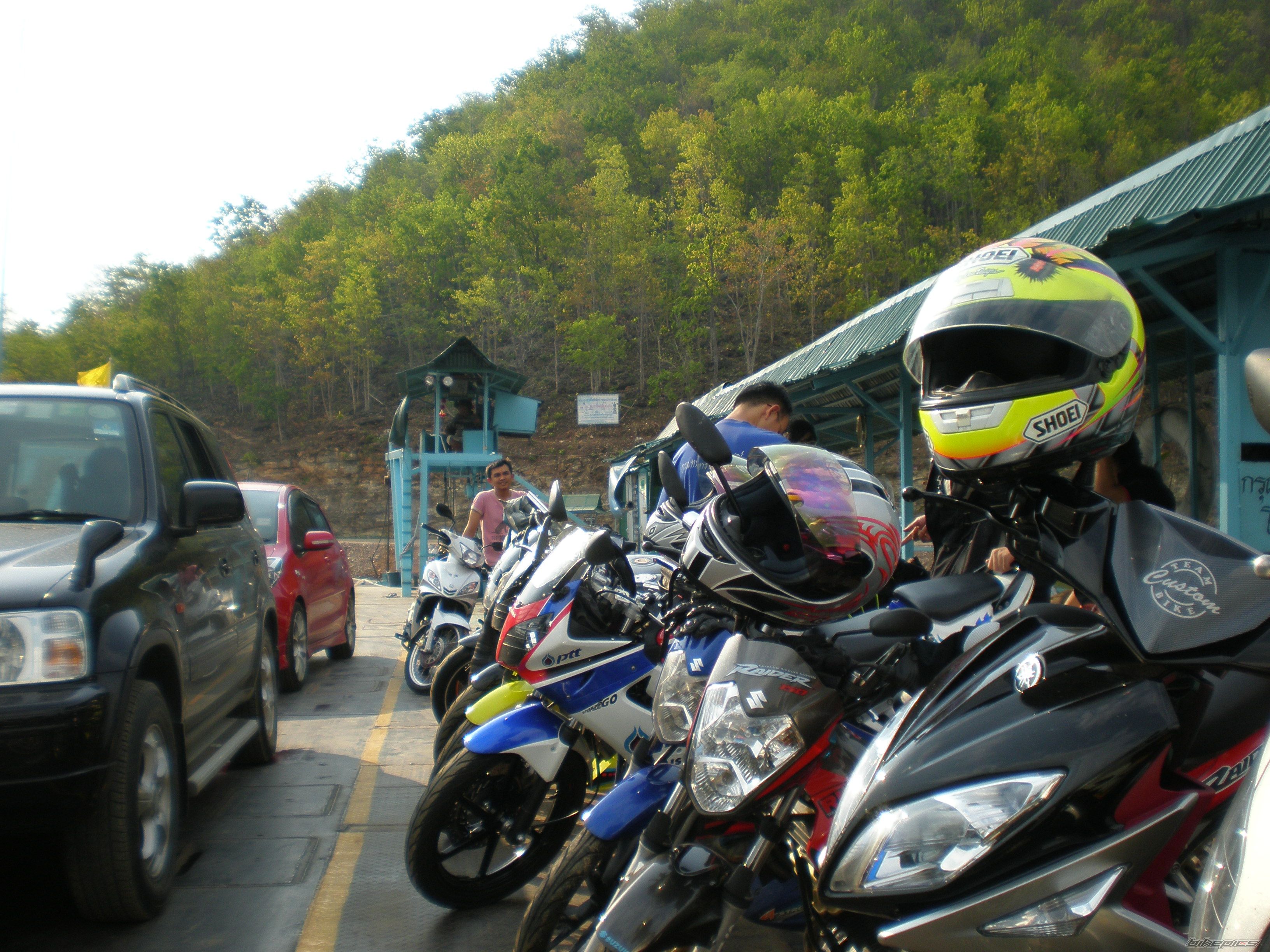 Photo 1637985