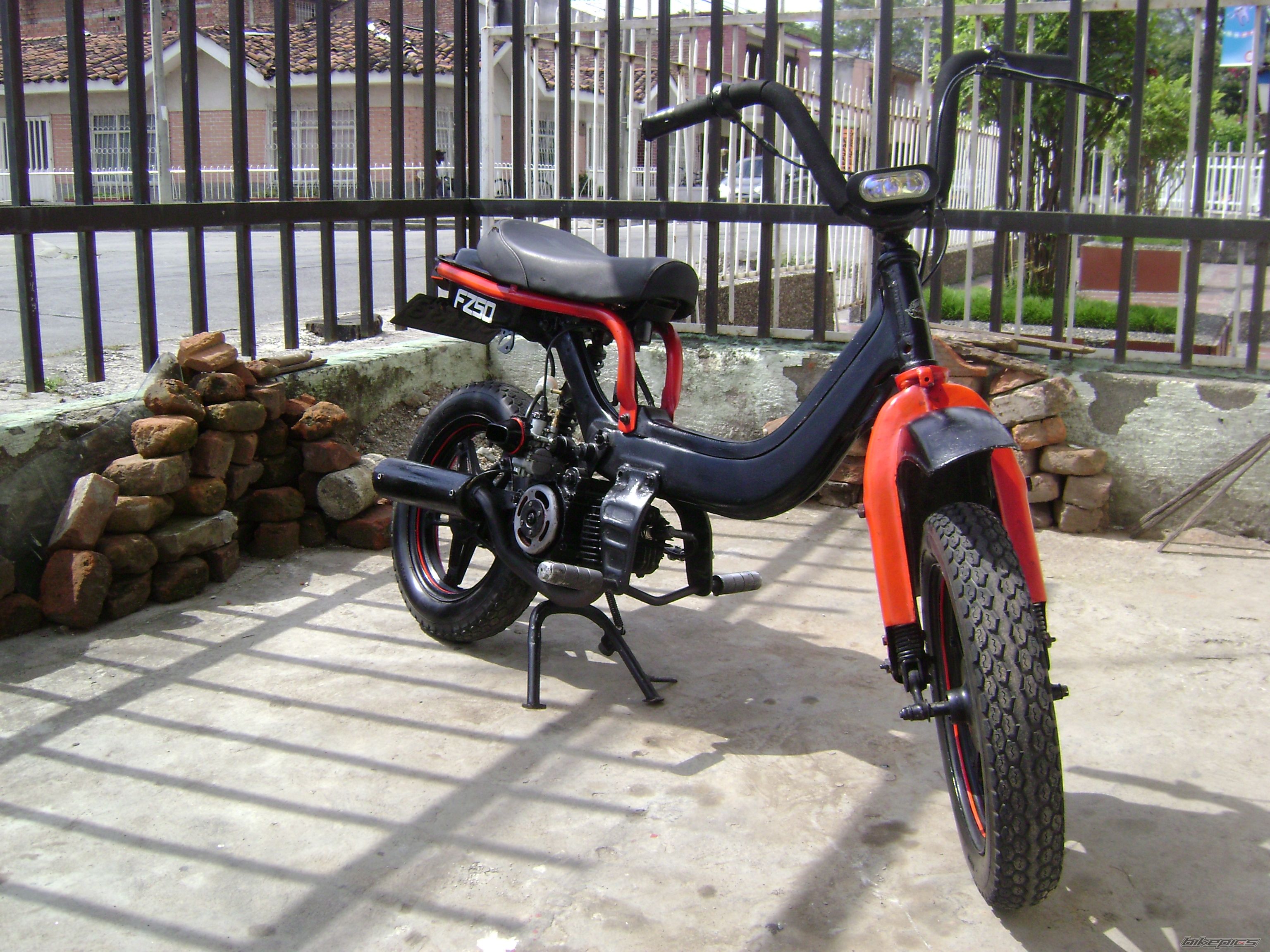 Bike Photo 1638089
