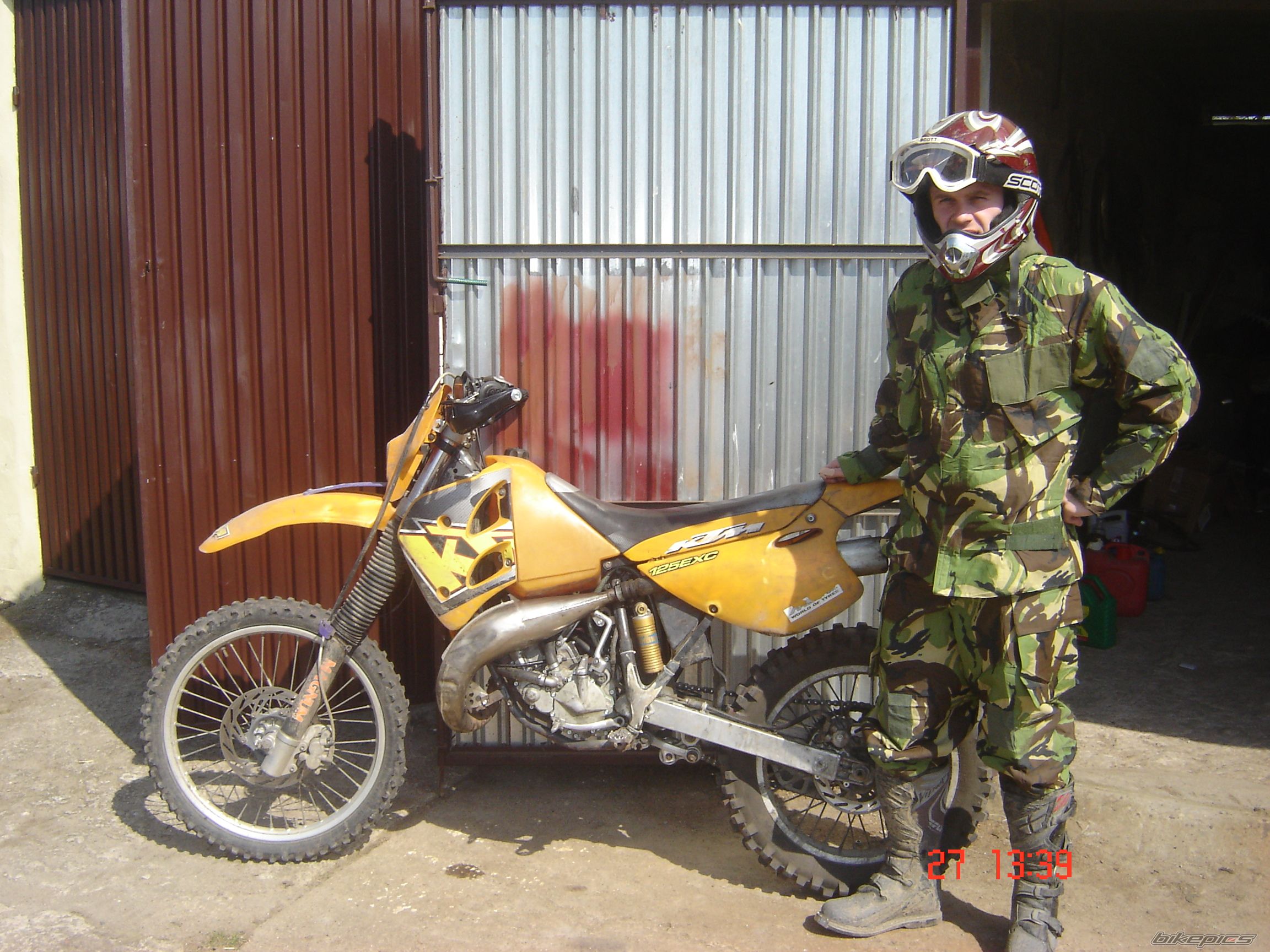 Bike Photo 1638360