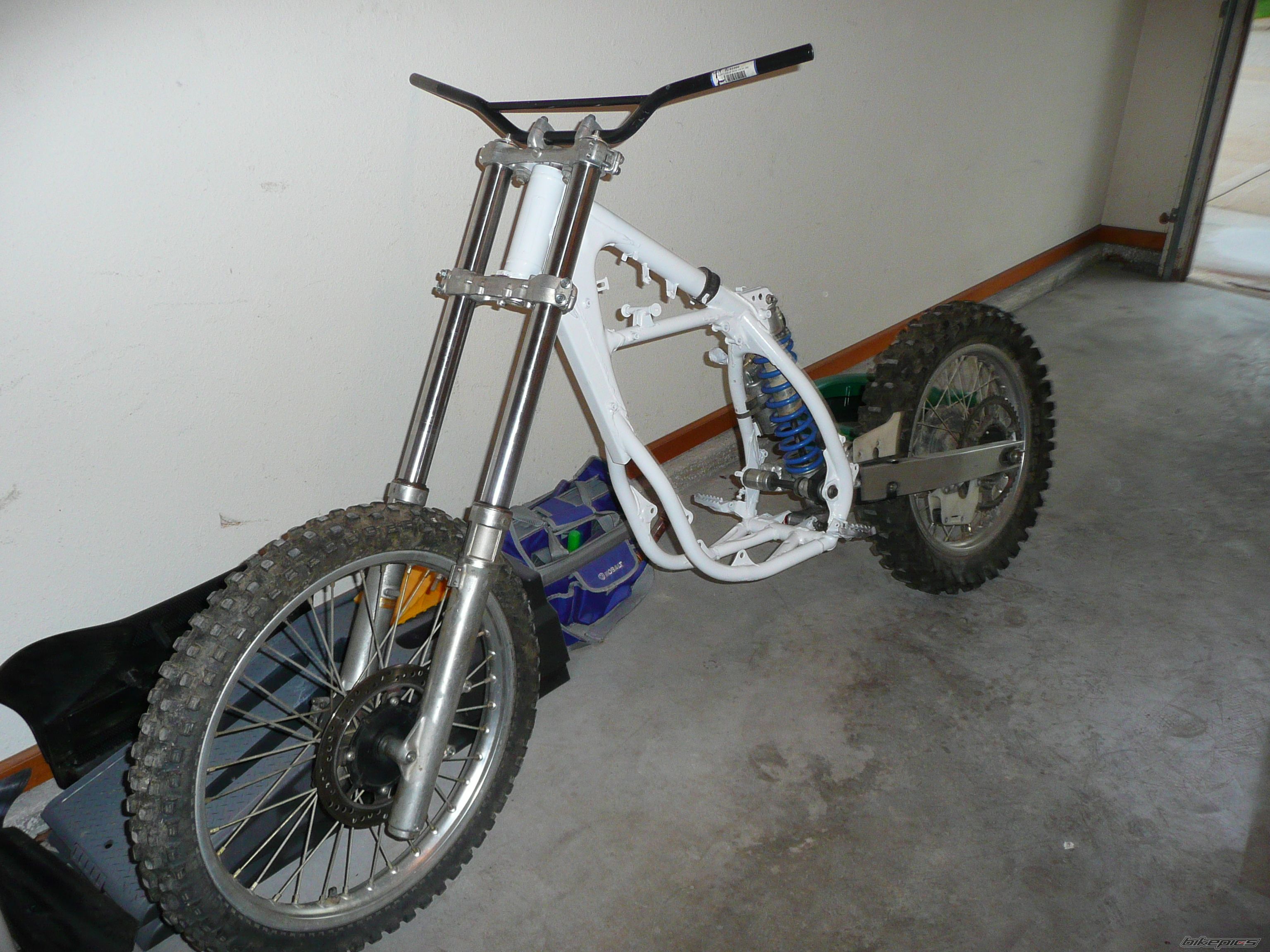 Bike Photo 1638395