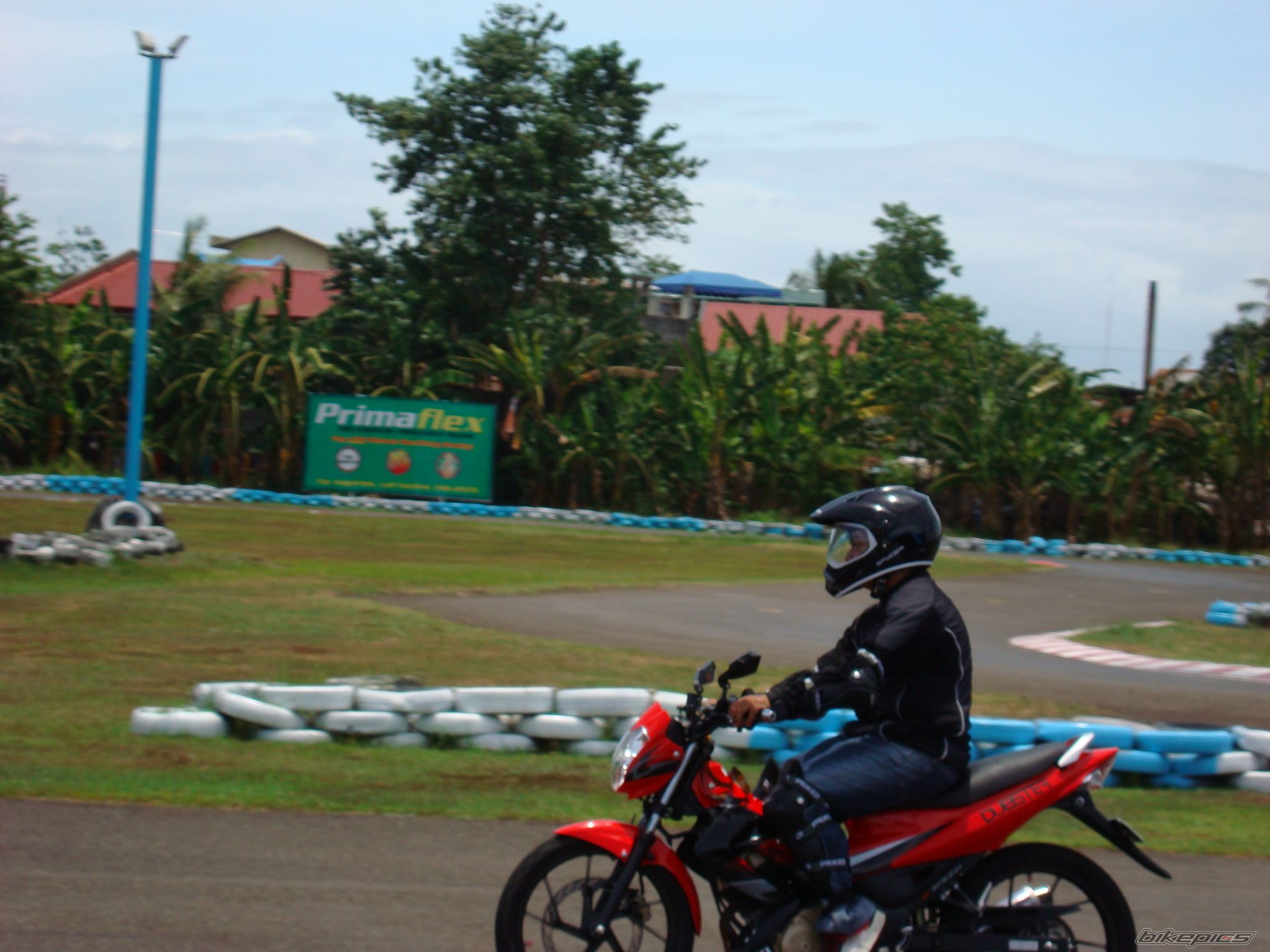 Photo 1638994