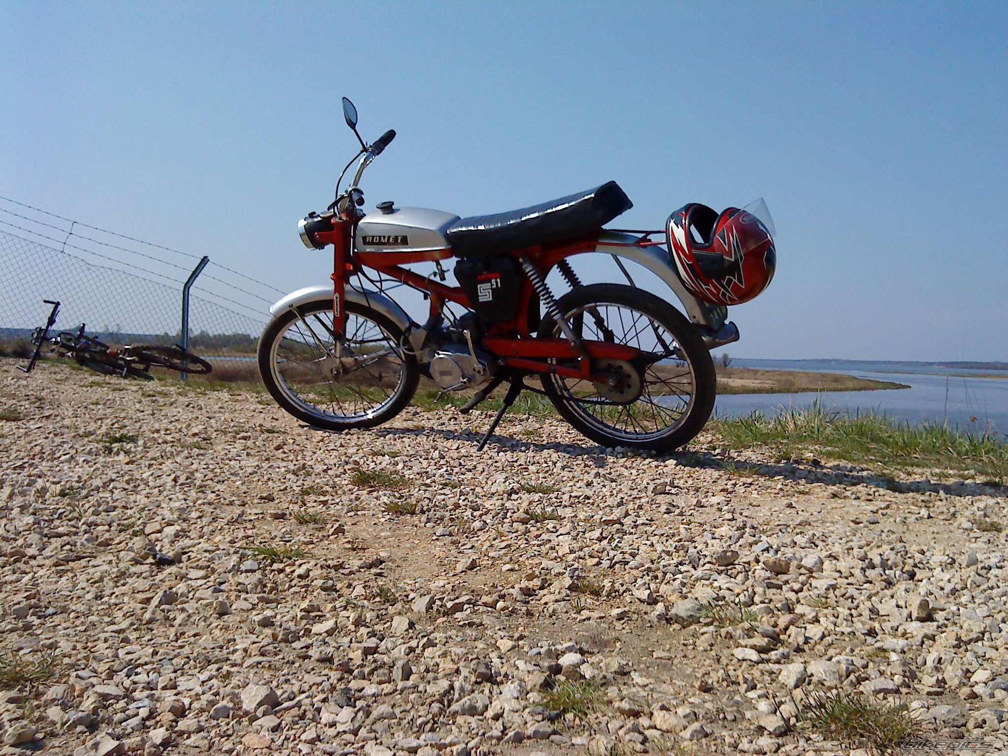 Bike Photo 1639382