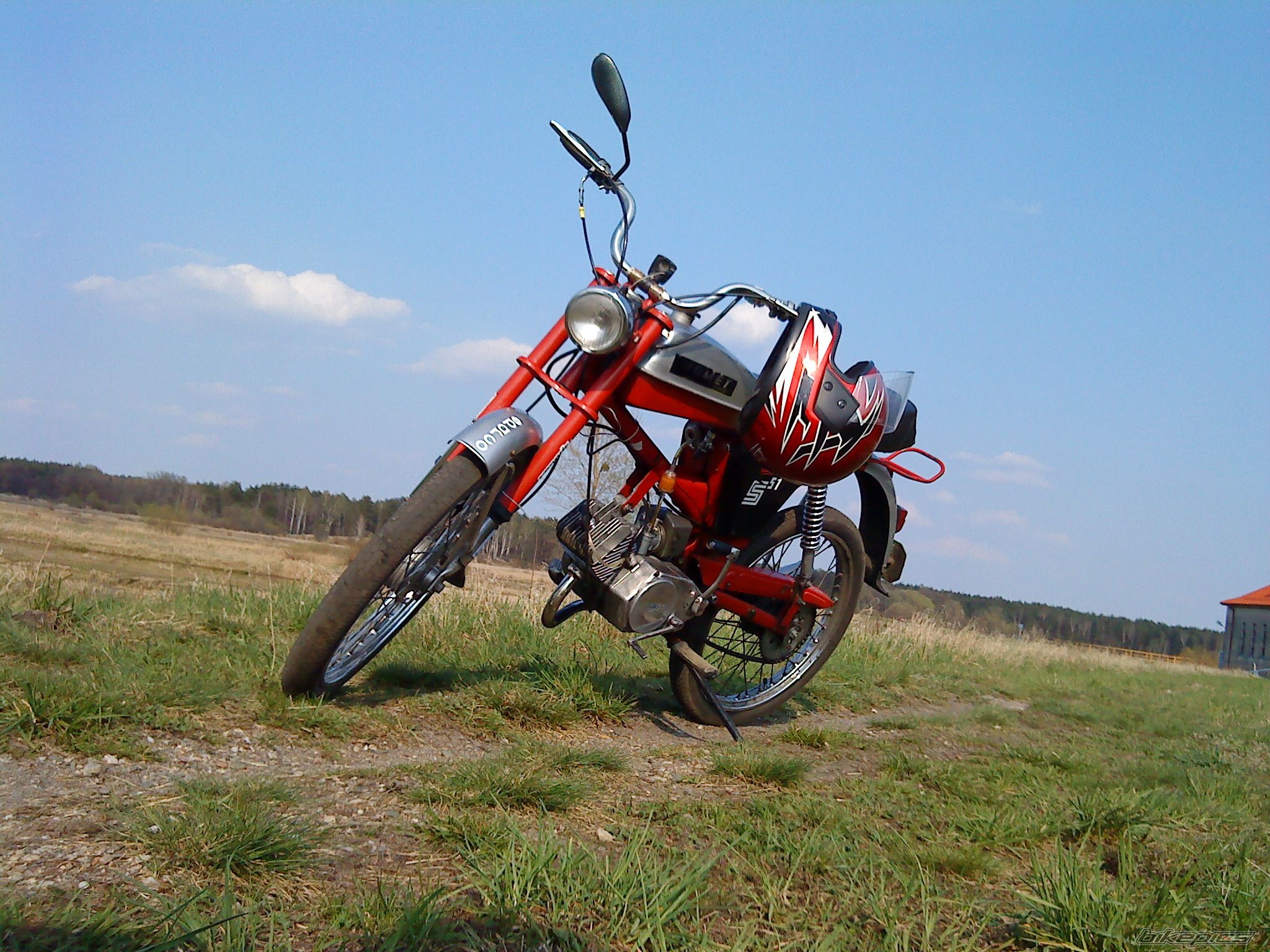 Bike Photo 1639384