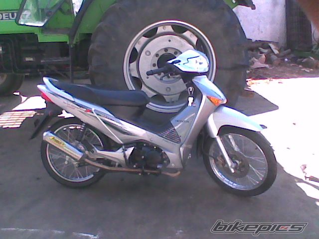 Photo 1639494