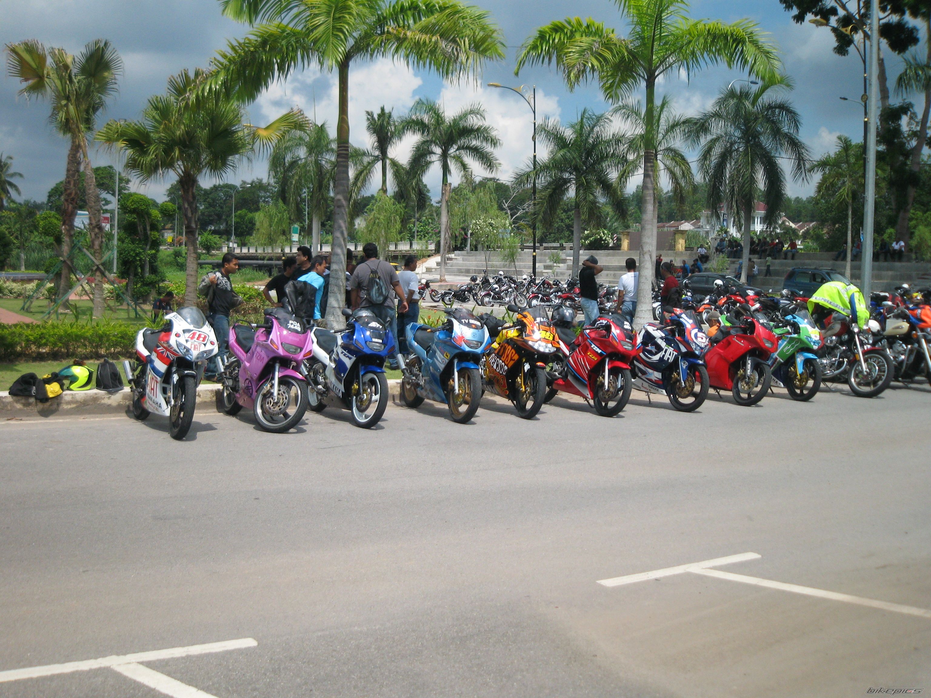 Bike Photo 1639566