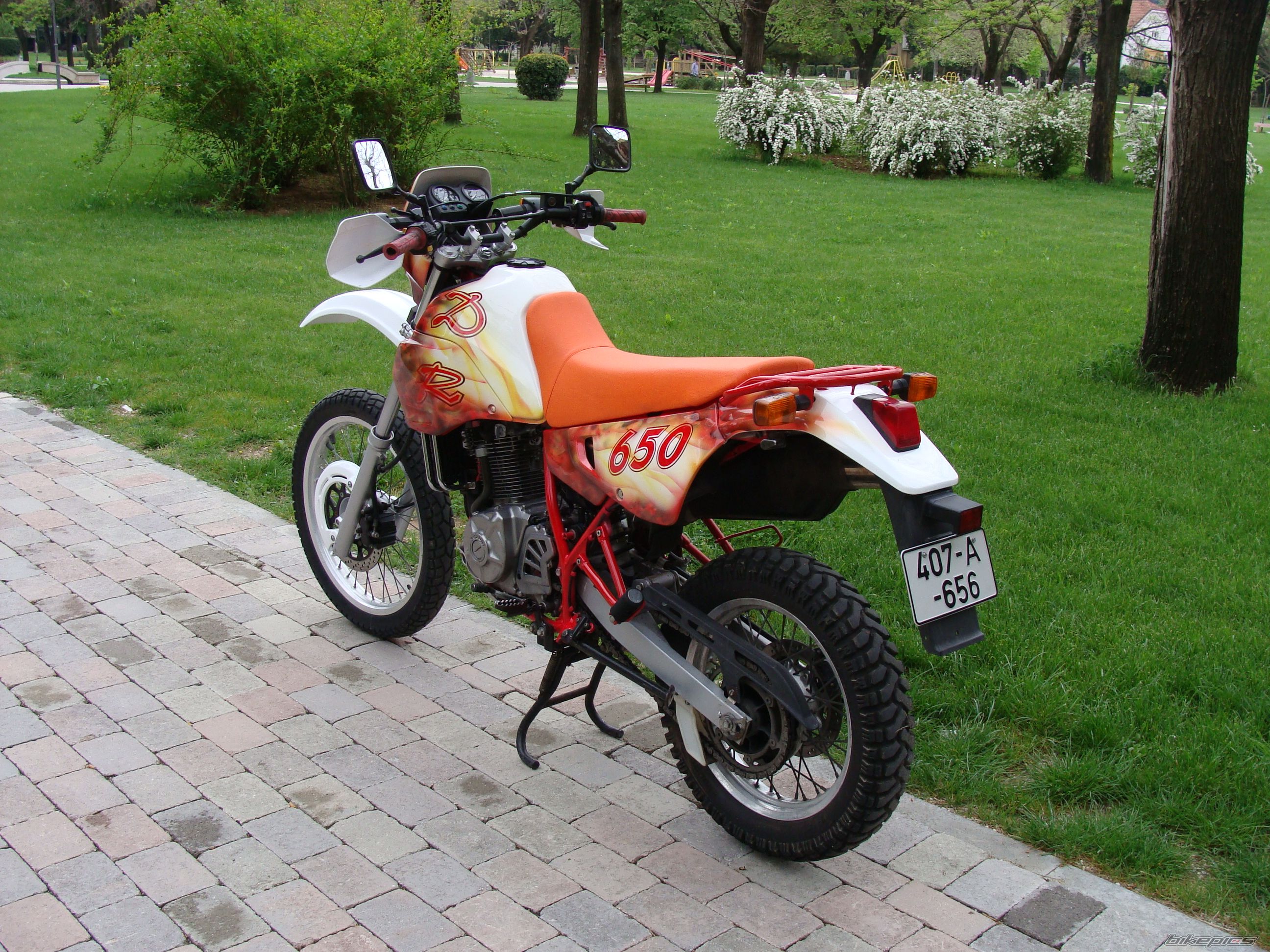 Bike Photo 1639881