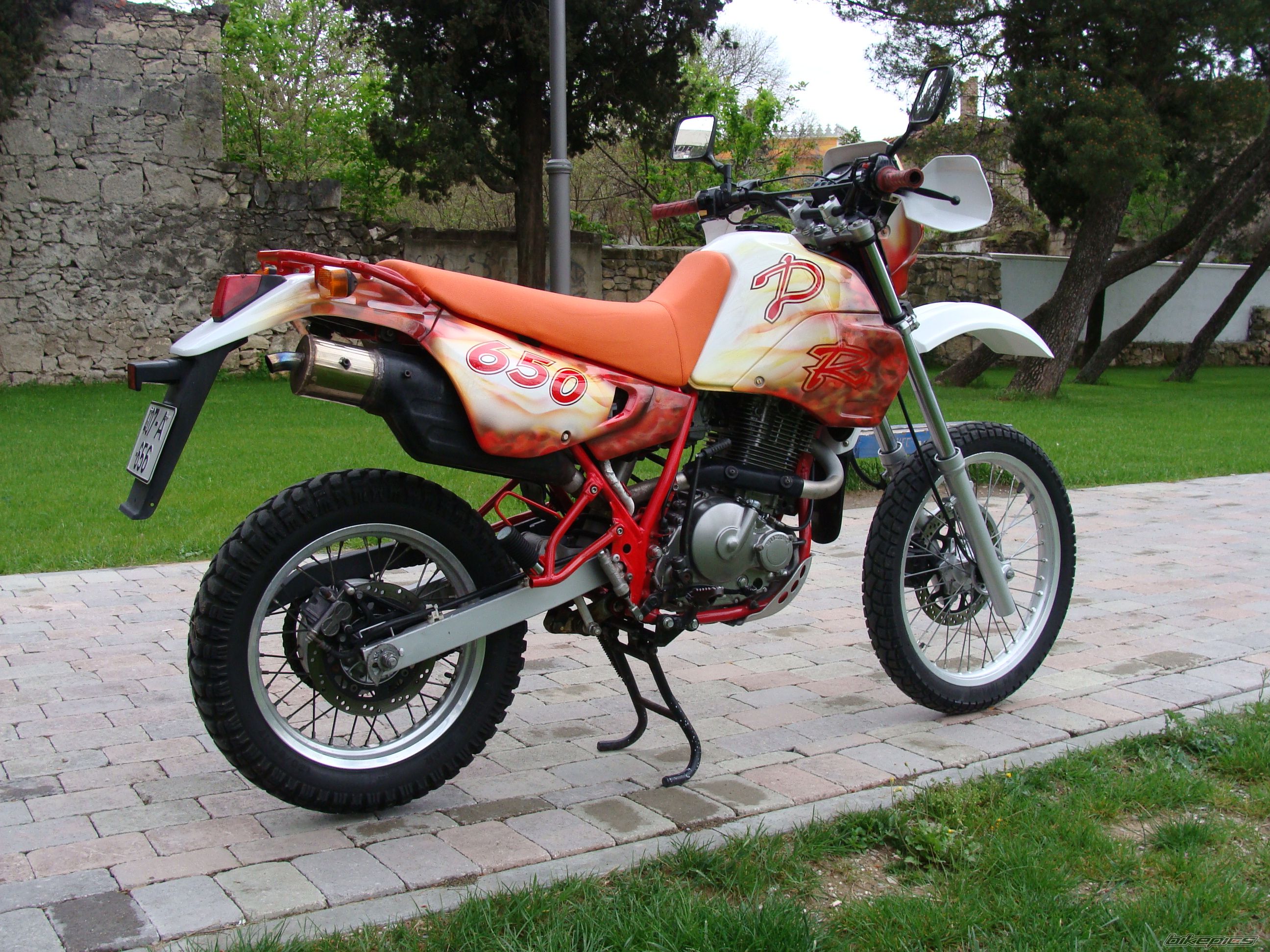 Bike Photo 1639893