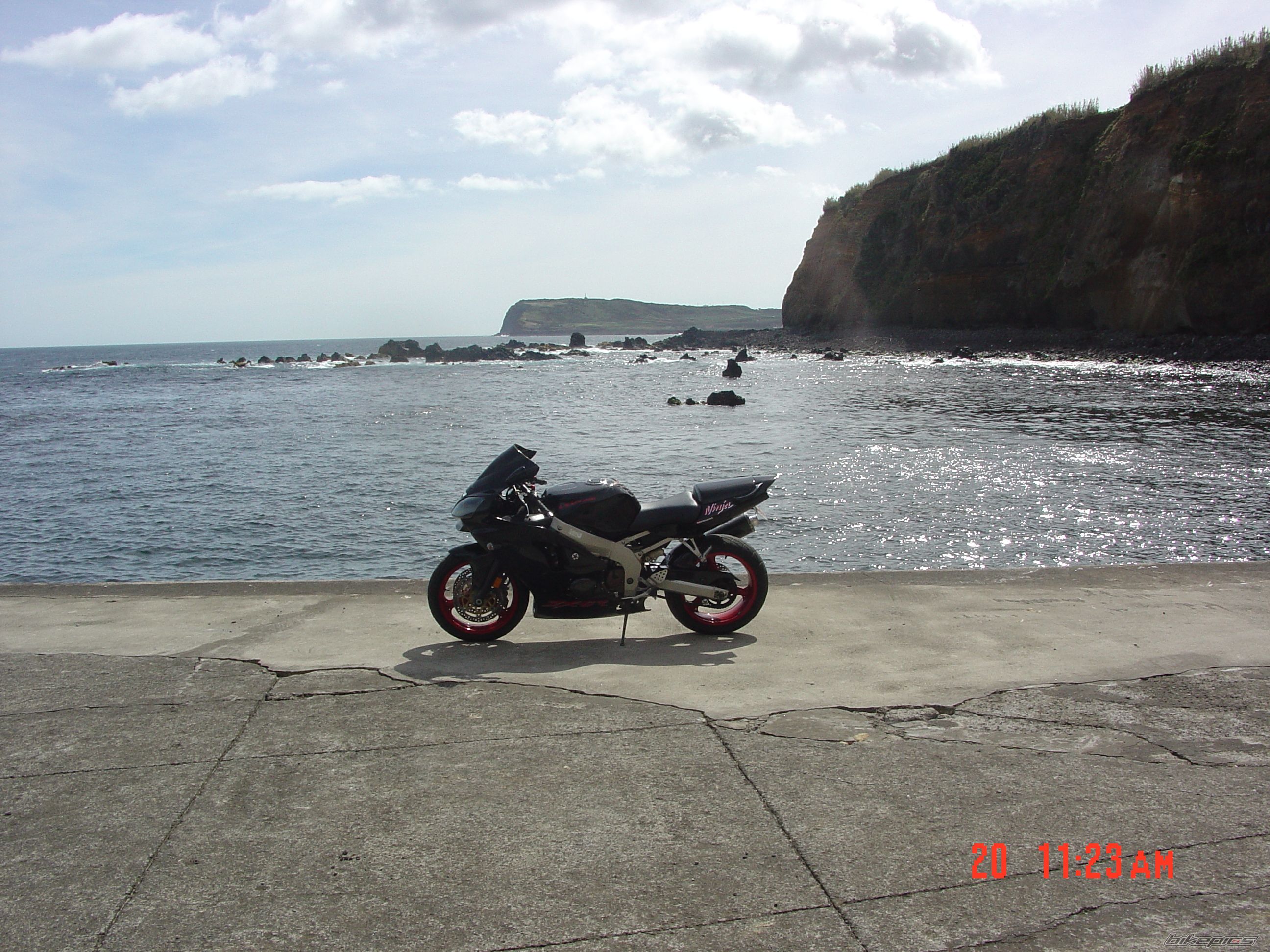 Photo 1640932