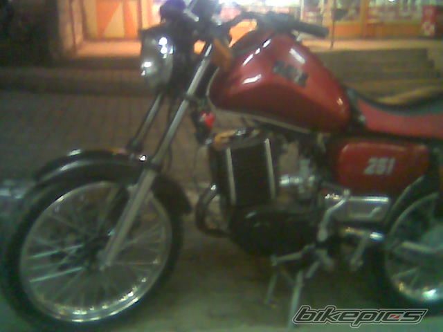Photo 1640946