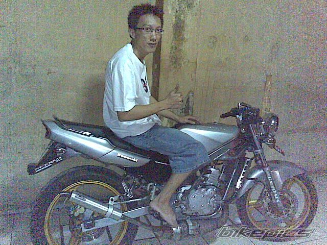 Photo 1642093