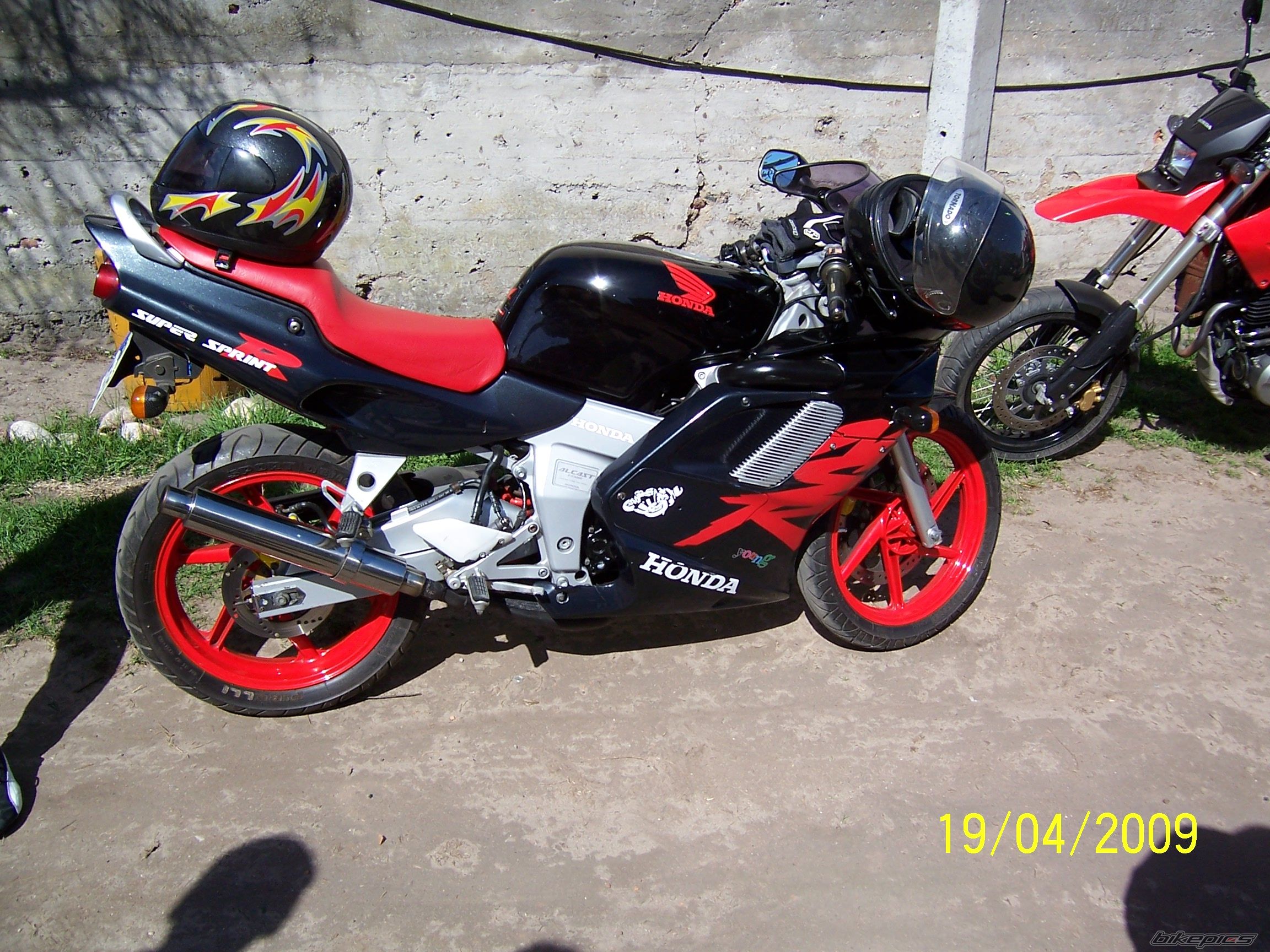 Photo 1642142