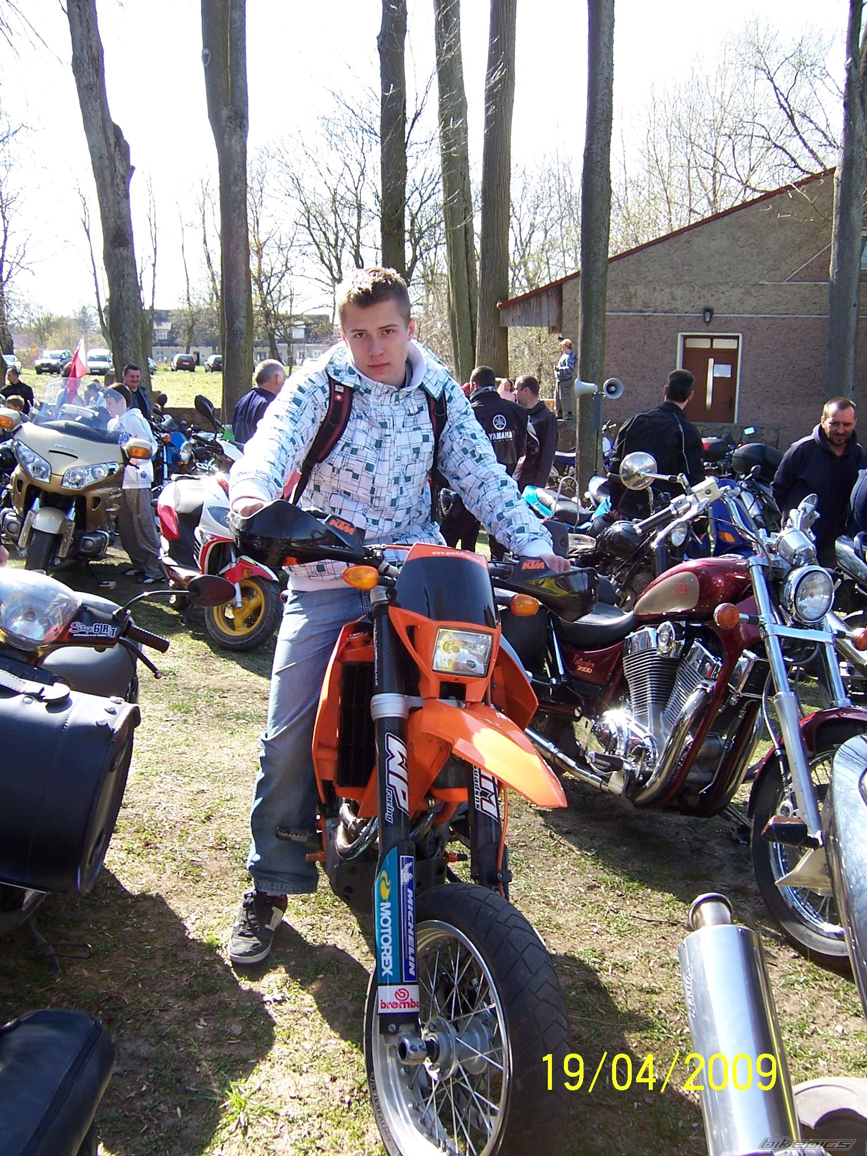 Photo 1642313