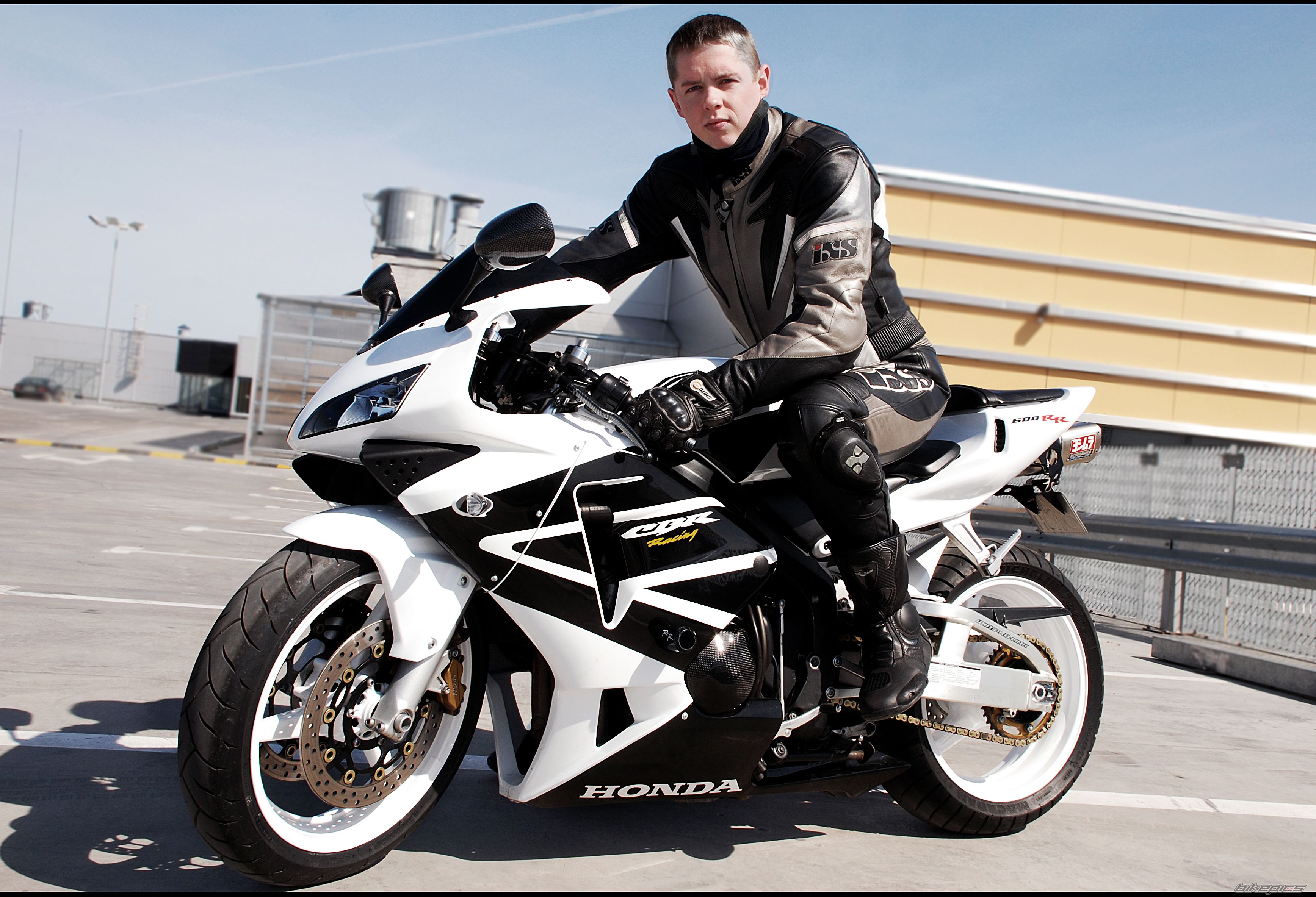 Bike Photo 1642362