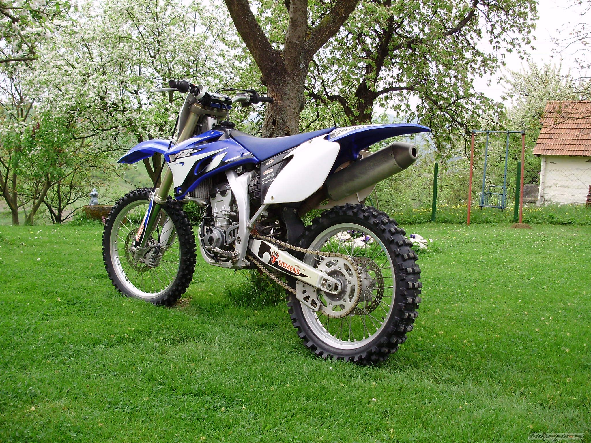 Photo 1642394