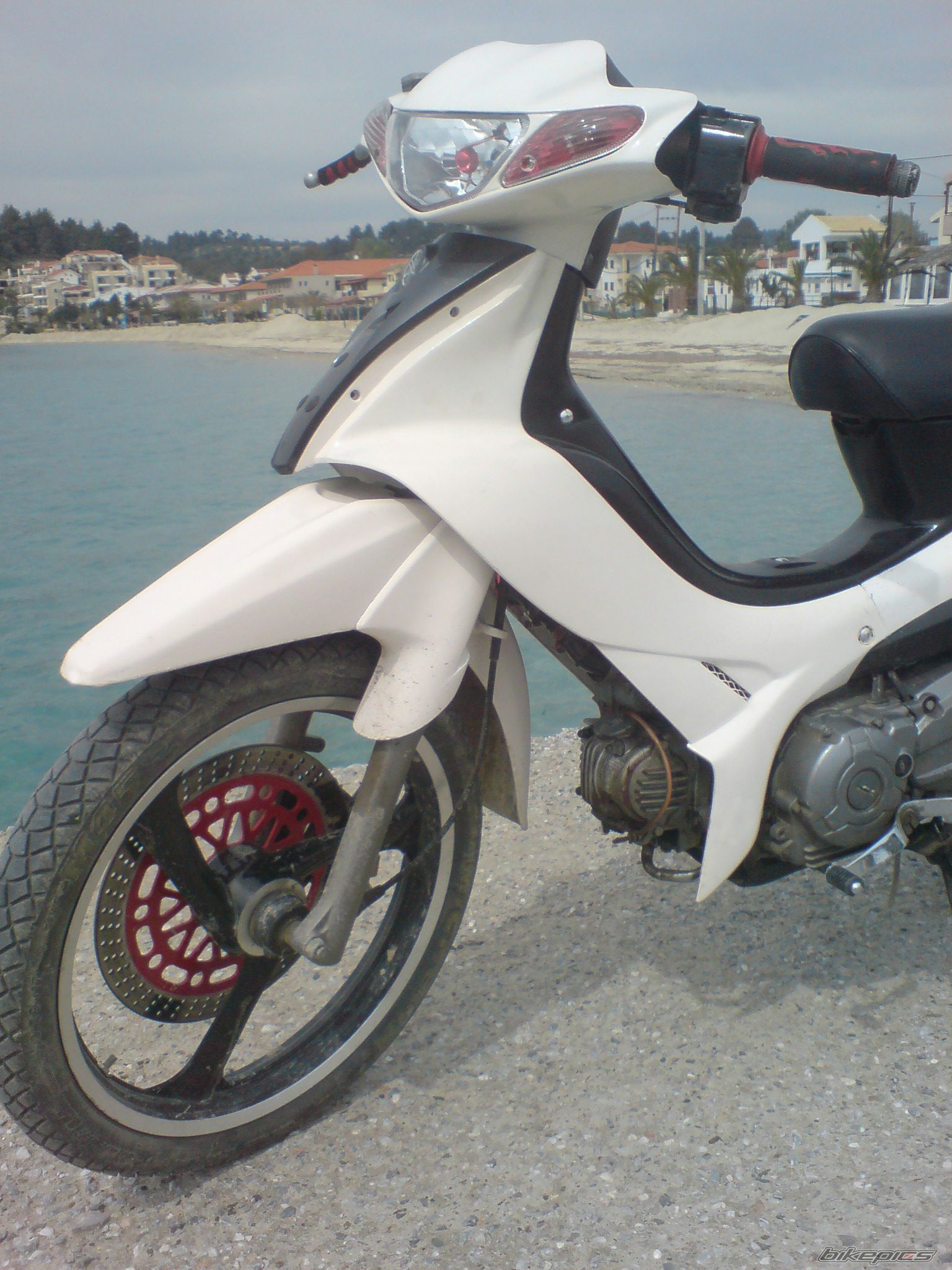 Photo 1642433