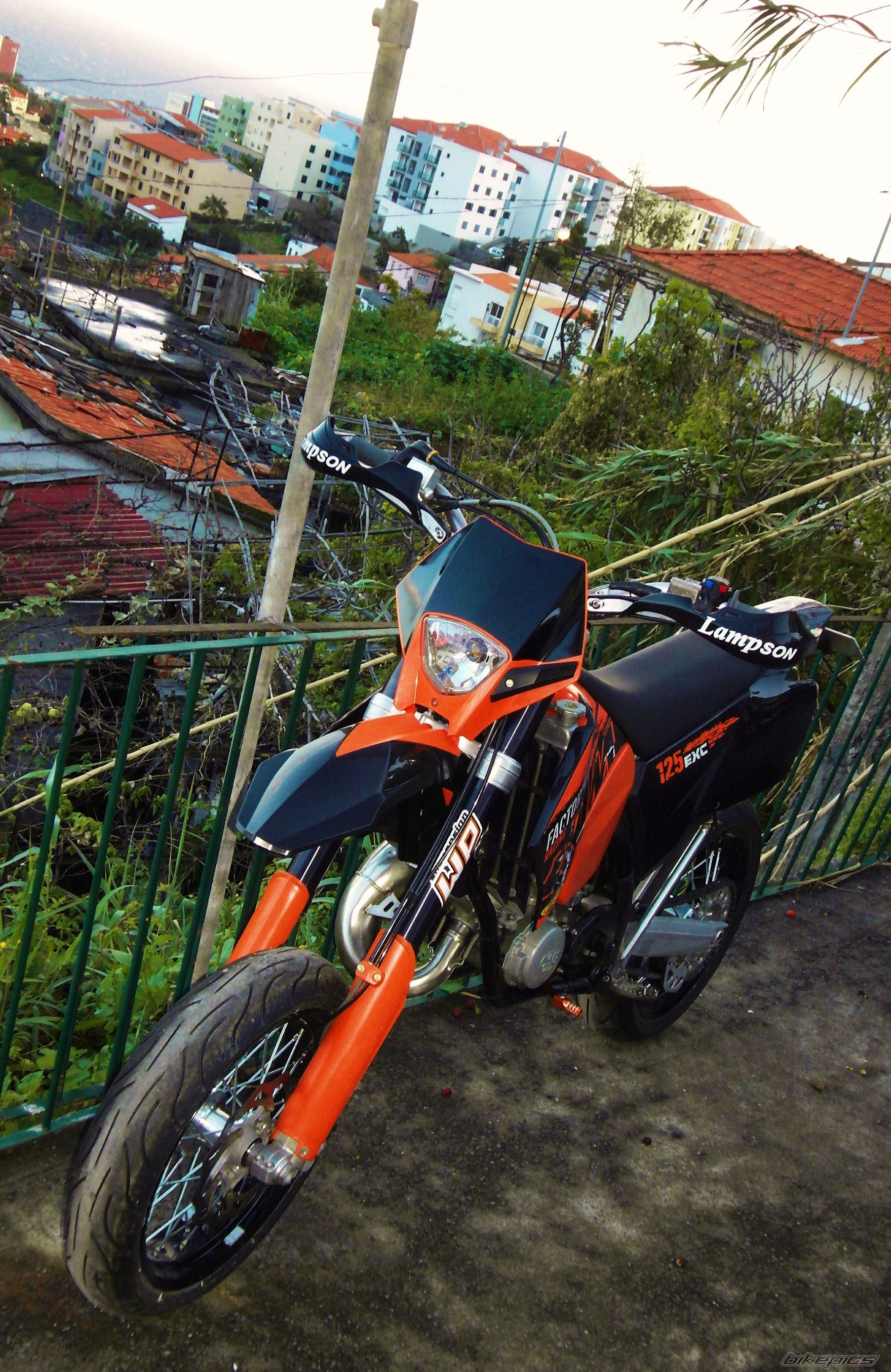 Bike Photo 1642552