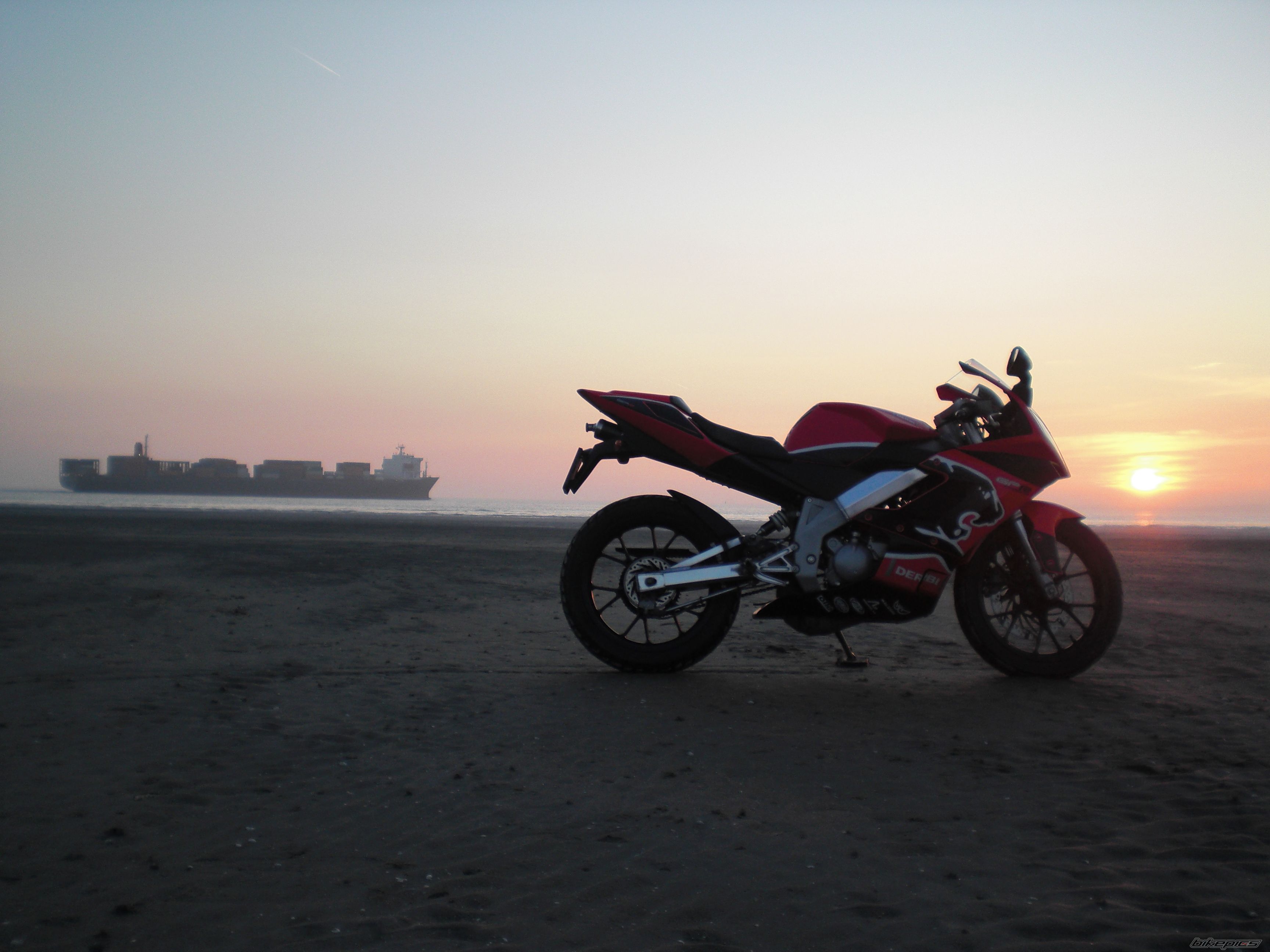 Bike Photo 1642735