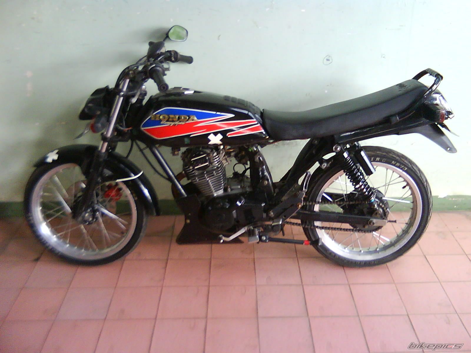 Photo 1642875