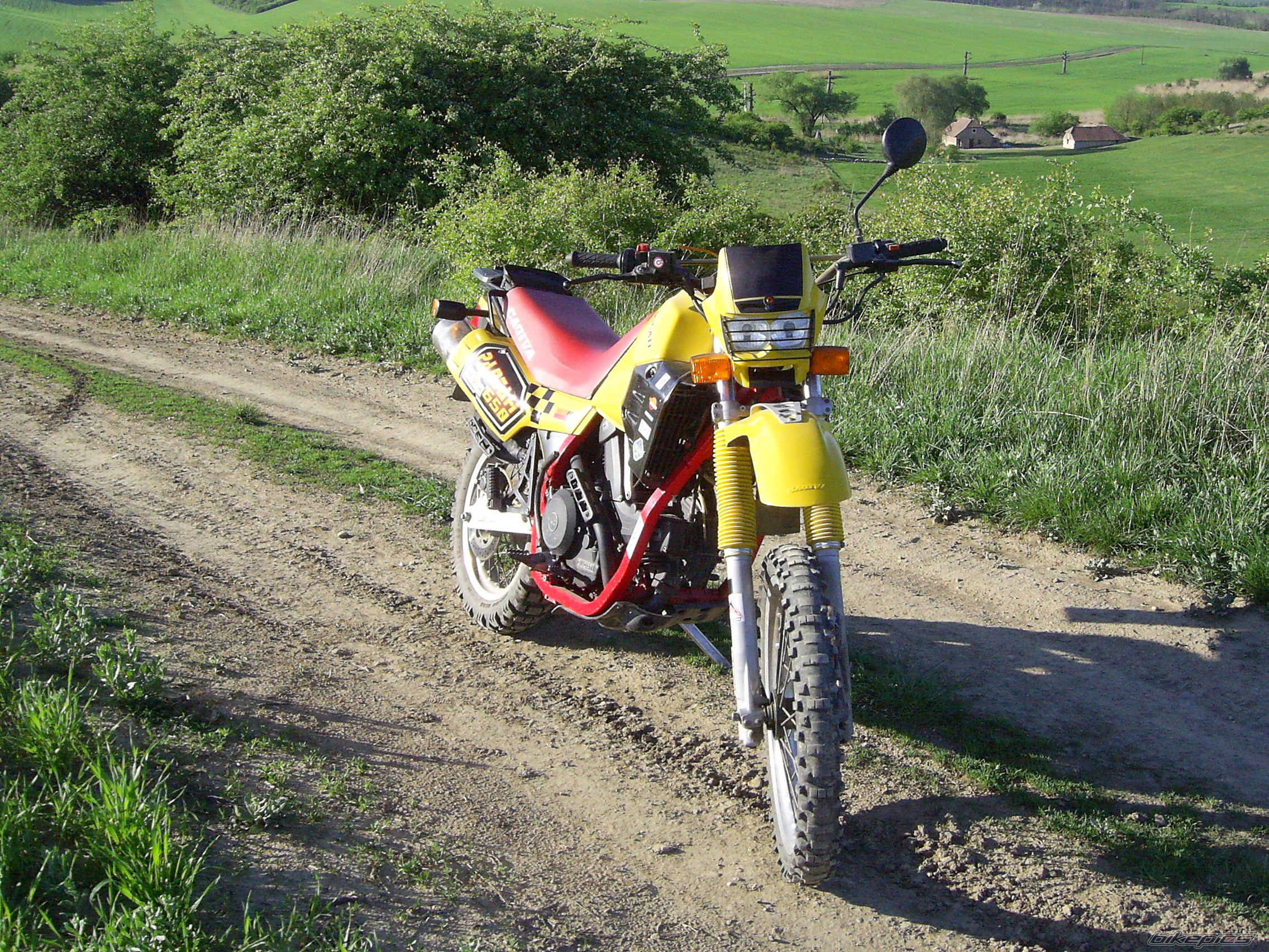 Photo 1642882