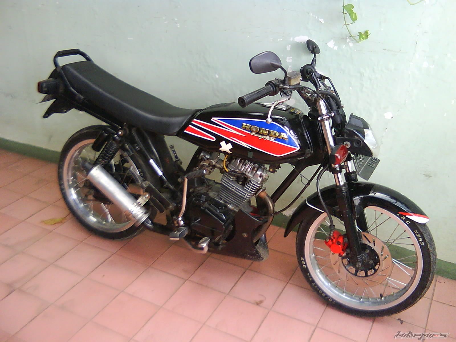 Photo 1642893