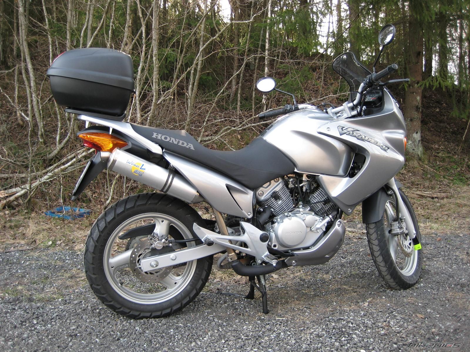 Photo 1642991