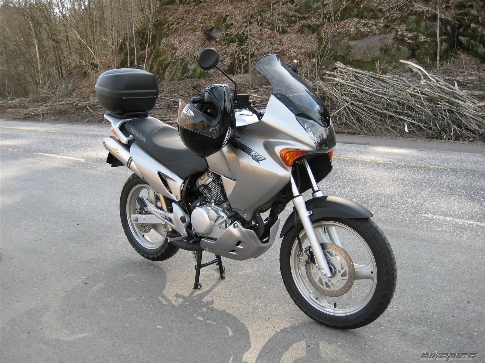 Photo 1642994