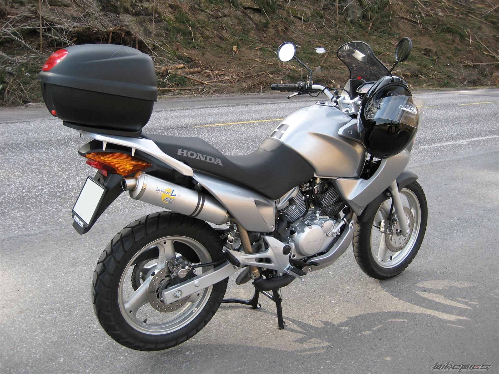 Photo 1643011