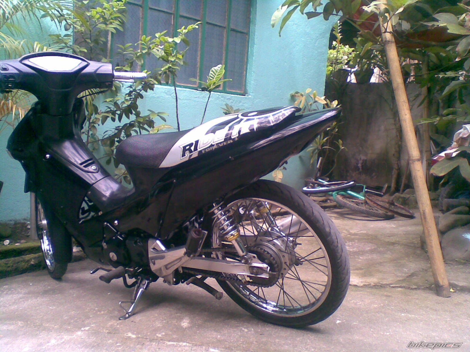Photo 1643044