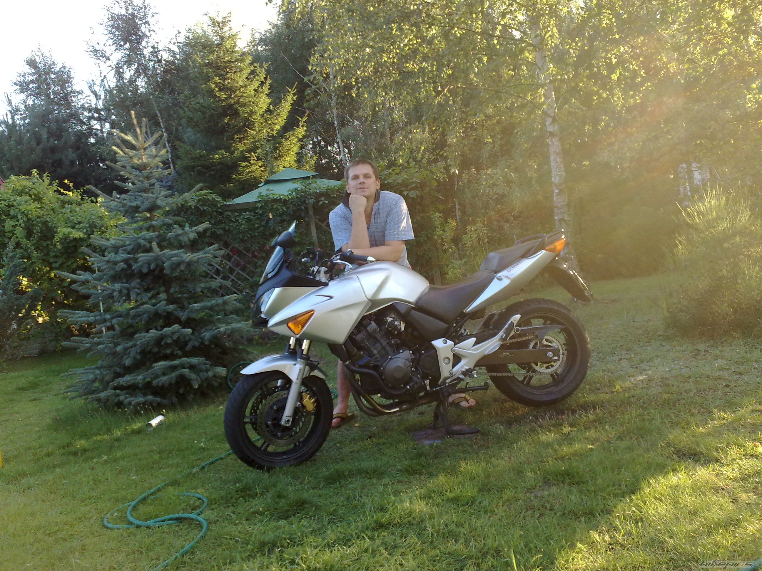 Photo 1643144