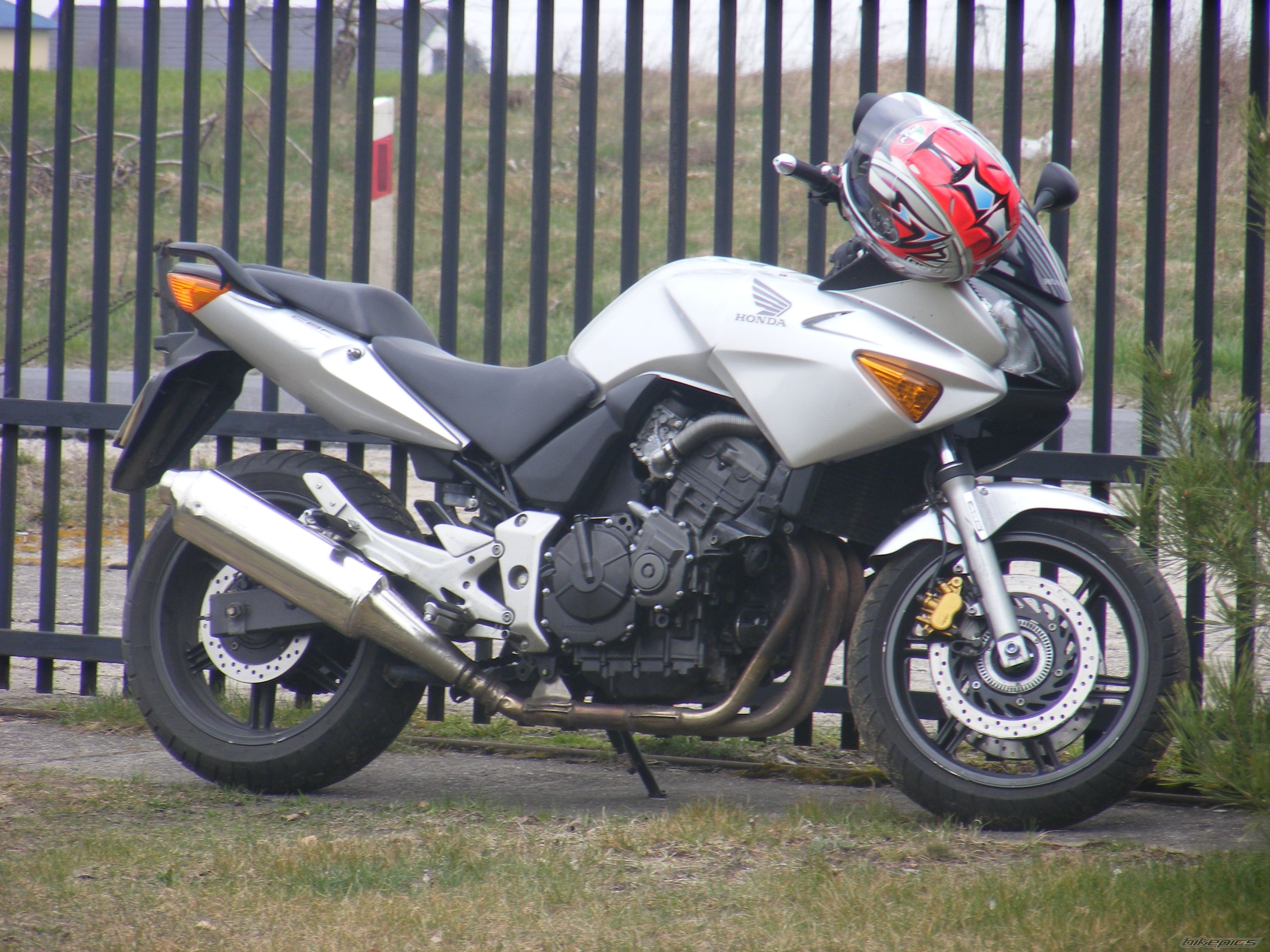 Photo 1643145