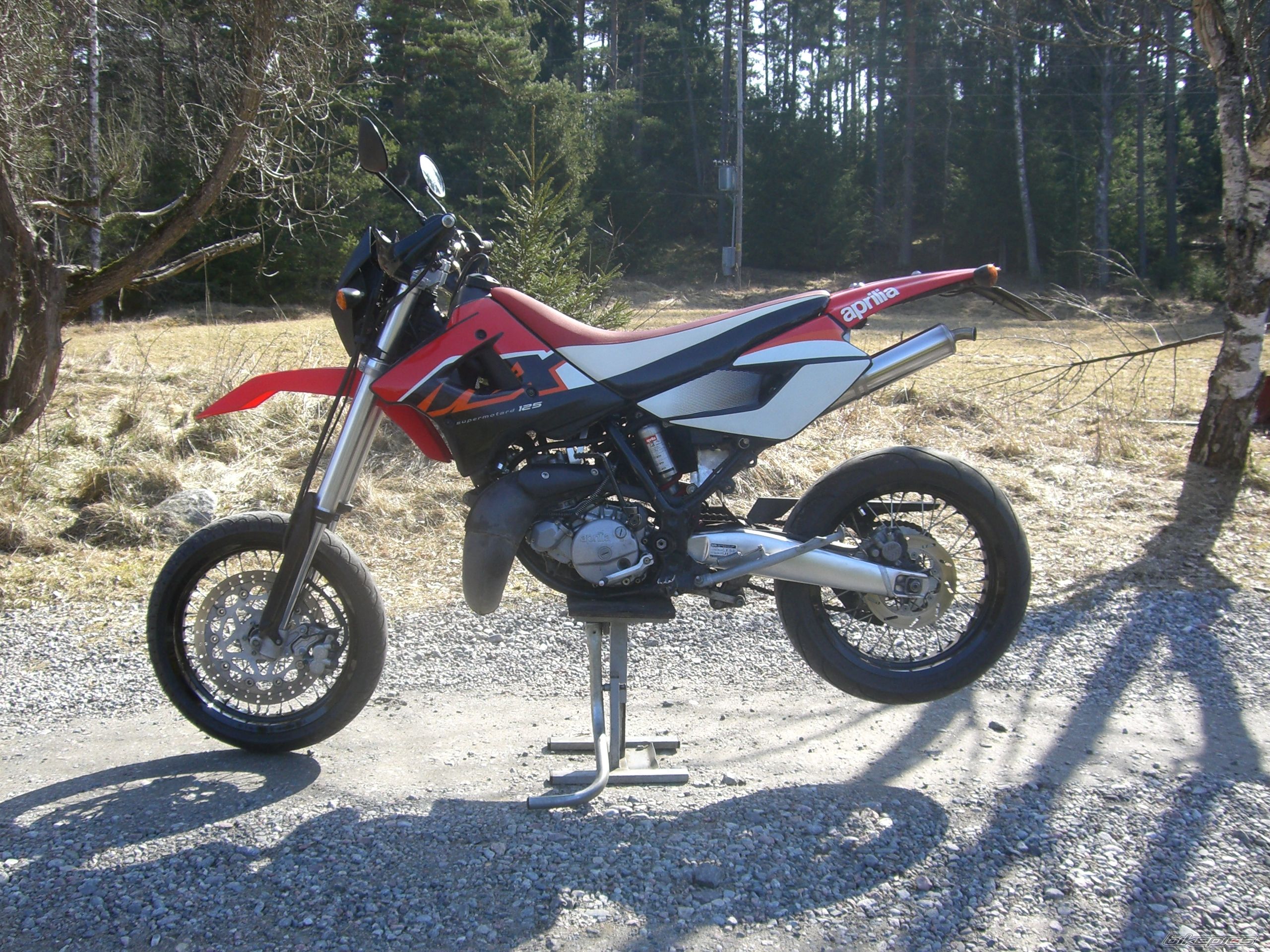 Photo 1643341