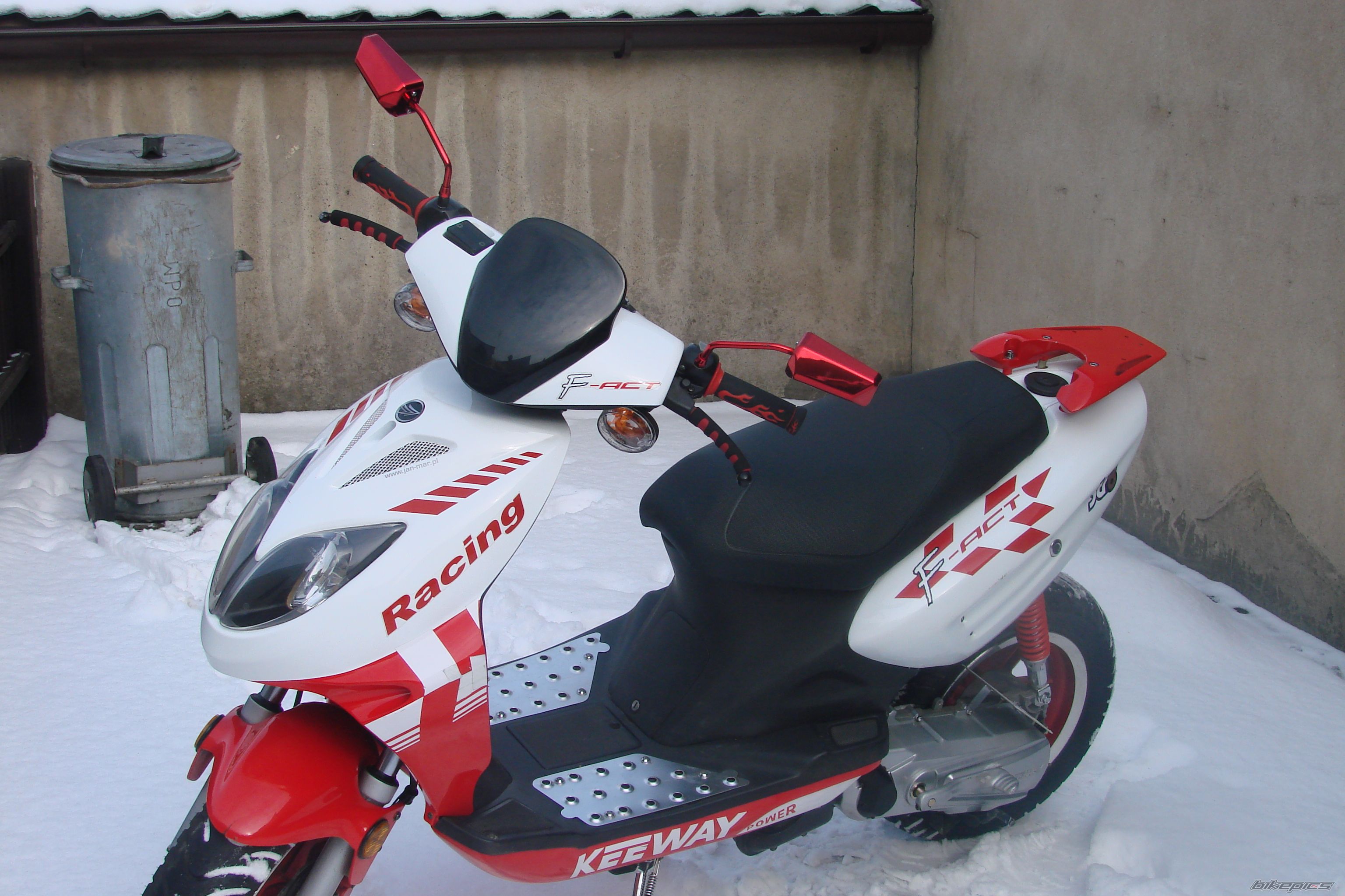 Photo 1643351