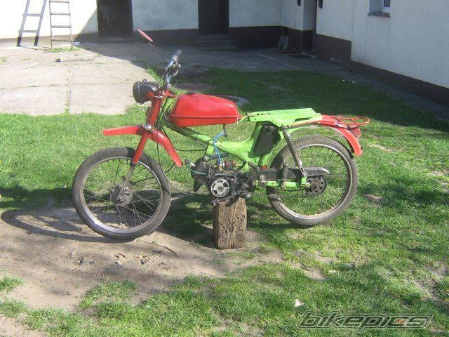 Photo 1643352