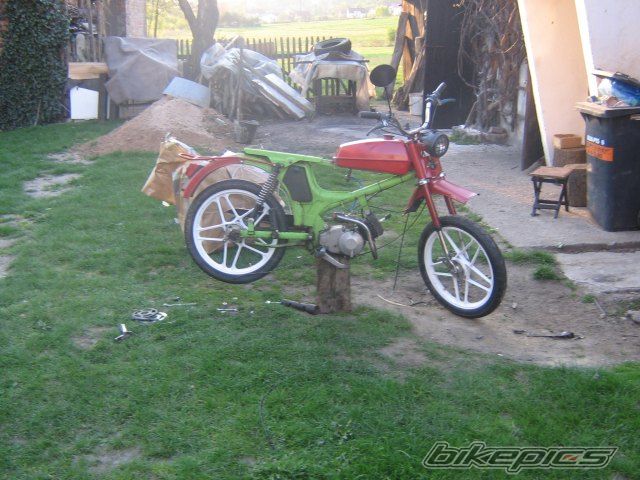 Photo 1643362