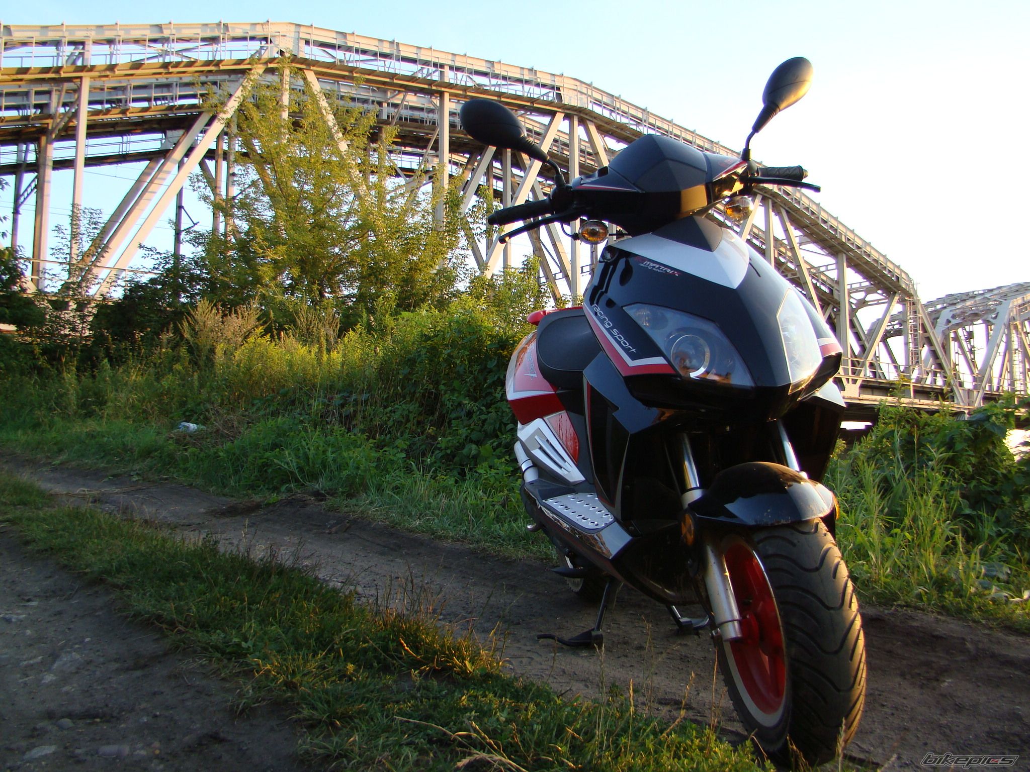 Photo 1643462