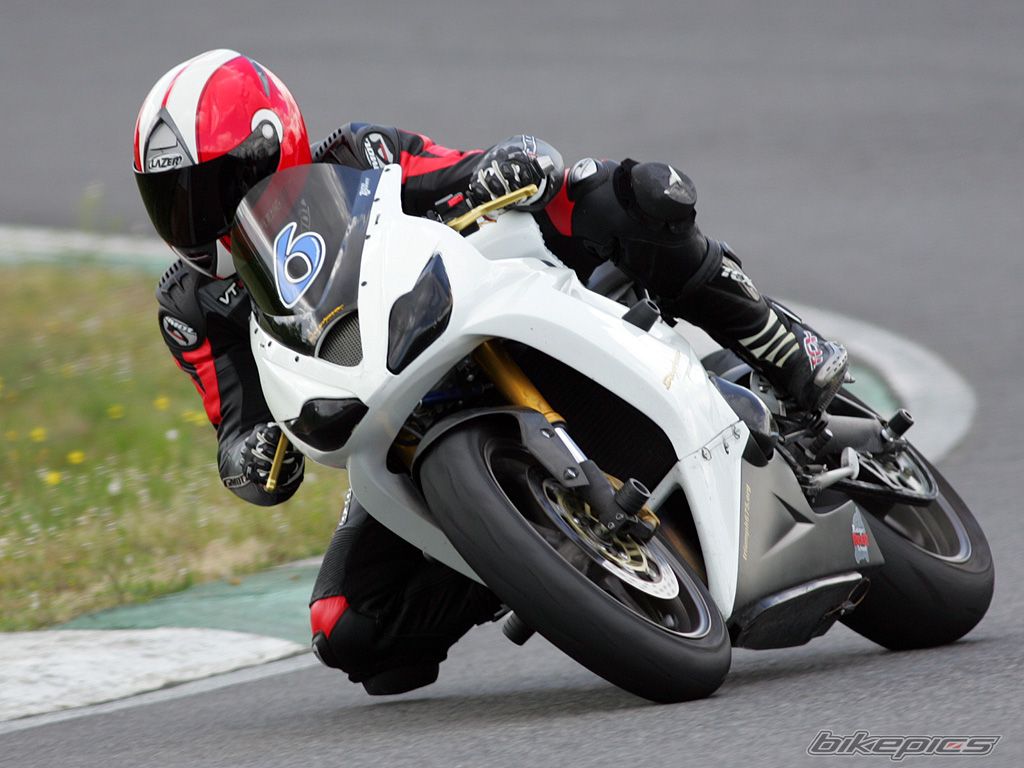 Photo 1643536
