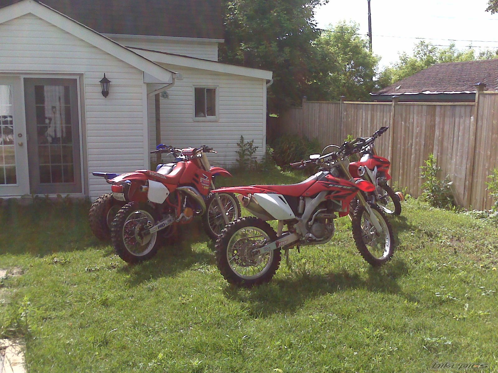 Photo 1643716