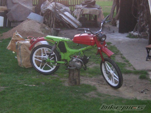 Photo 1643891