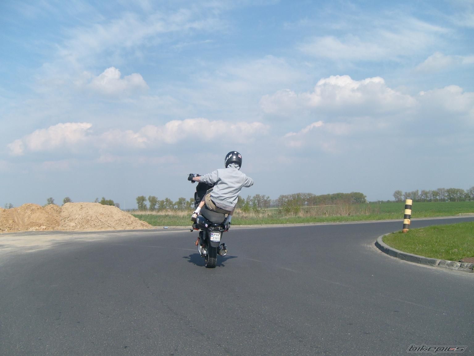 Bike Photo 1643945