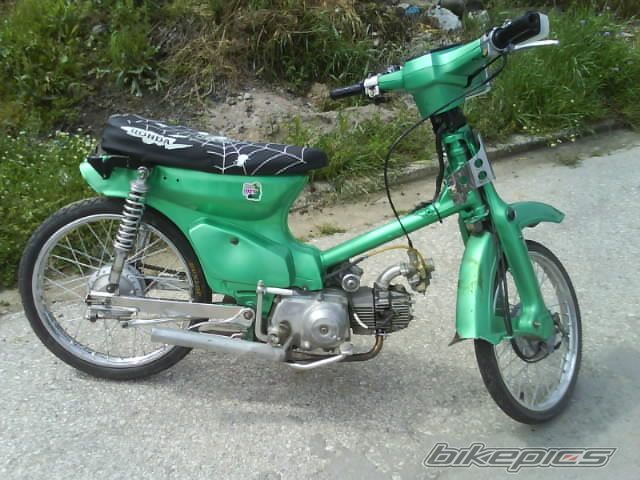 Photo 1645053