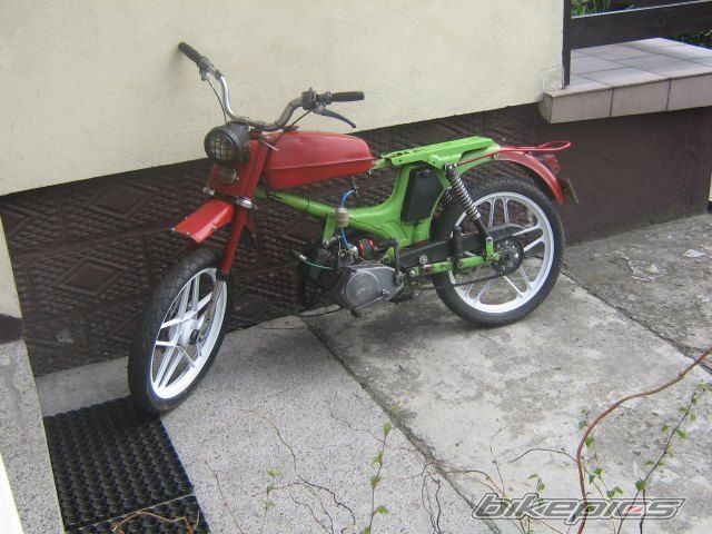 Photo 1645105