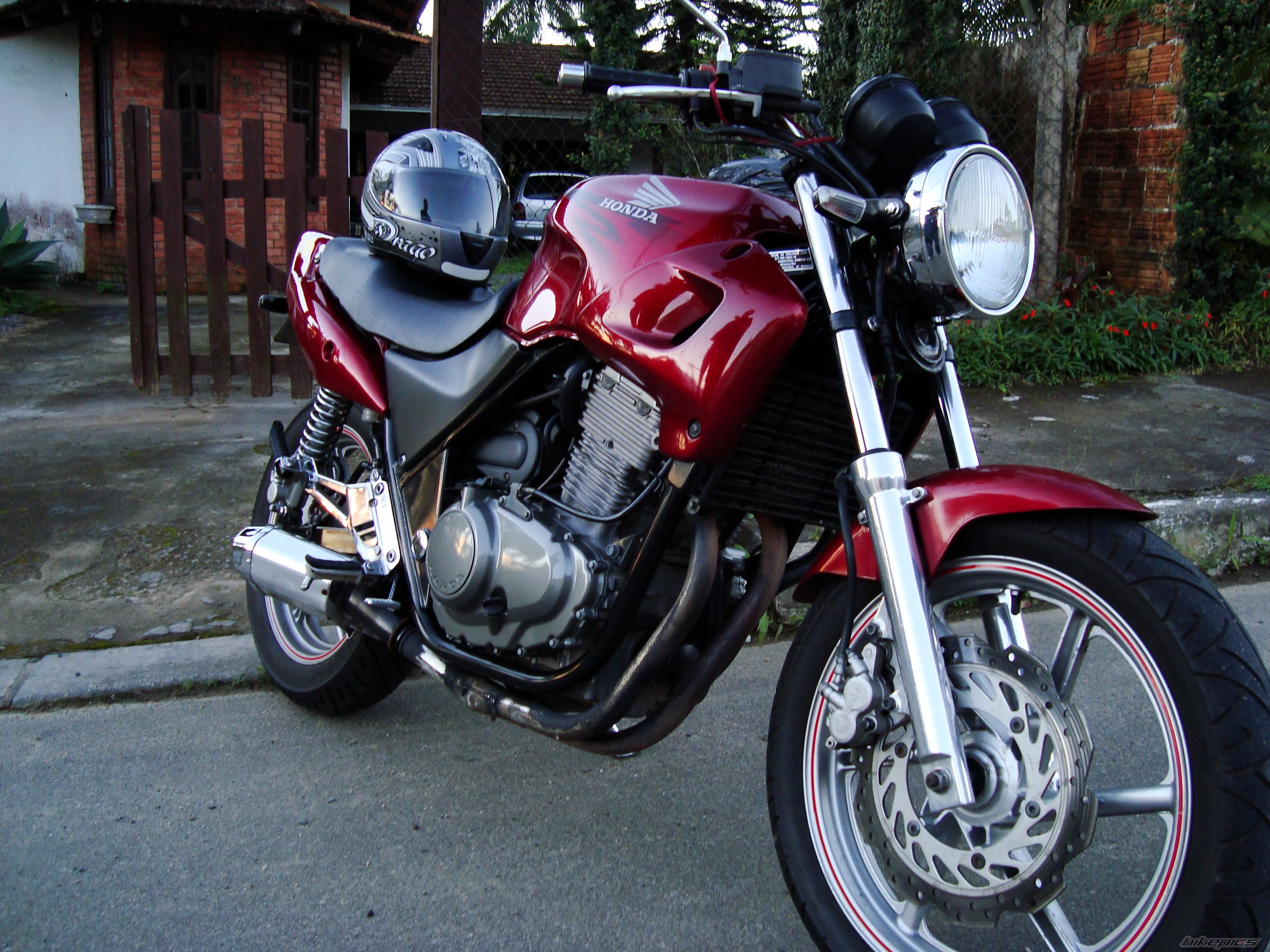 Photo 1645210