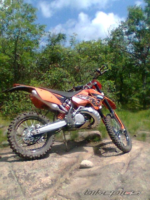 Photo 1645363