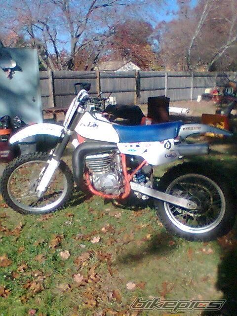 Photo 1645378
