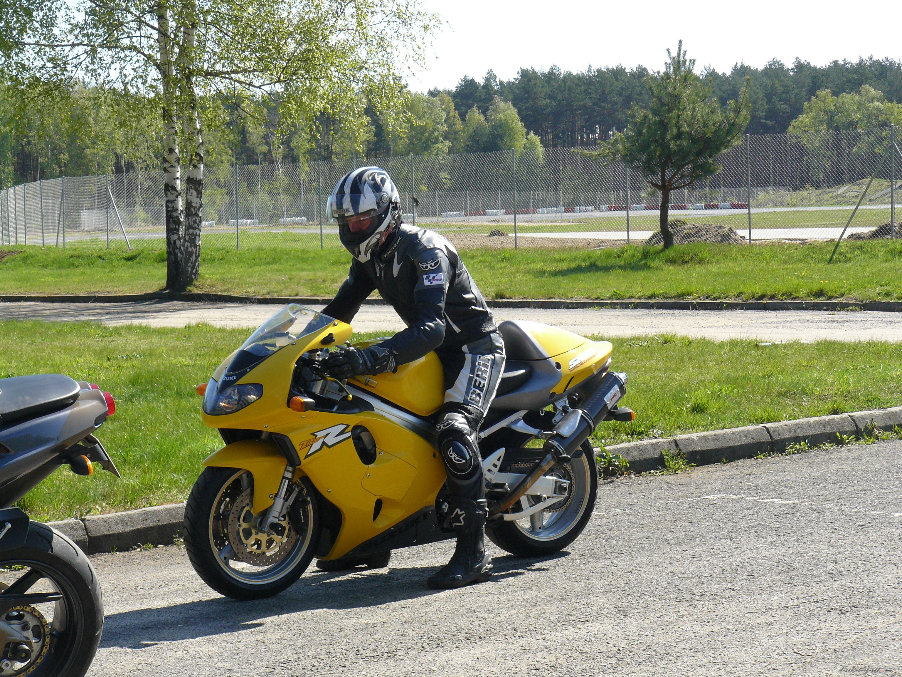 Photo 1645415